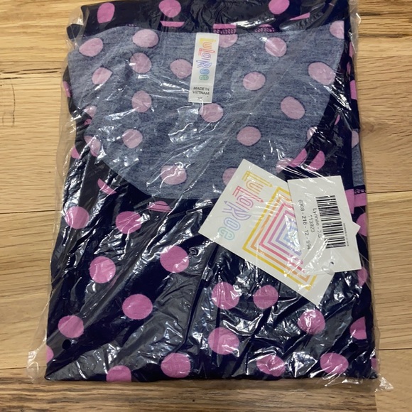 NWT LuLaRoe Lynnae - Picture 1 of 3